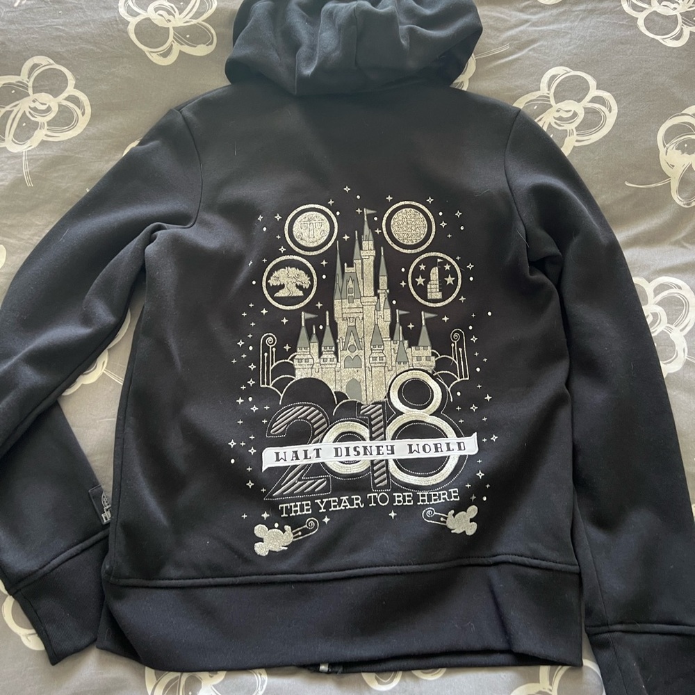 NWOT Disney 2018 Metallic Hoodie M